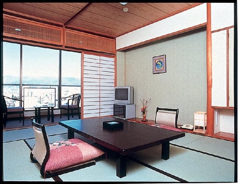 Hotel Hana Isawa Fuefuki Экстерьер фото